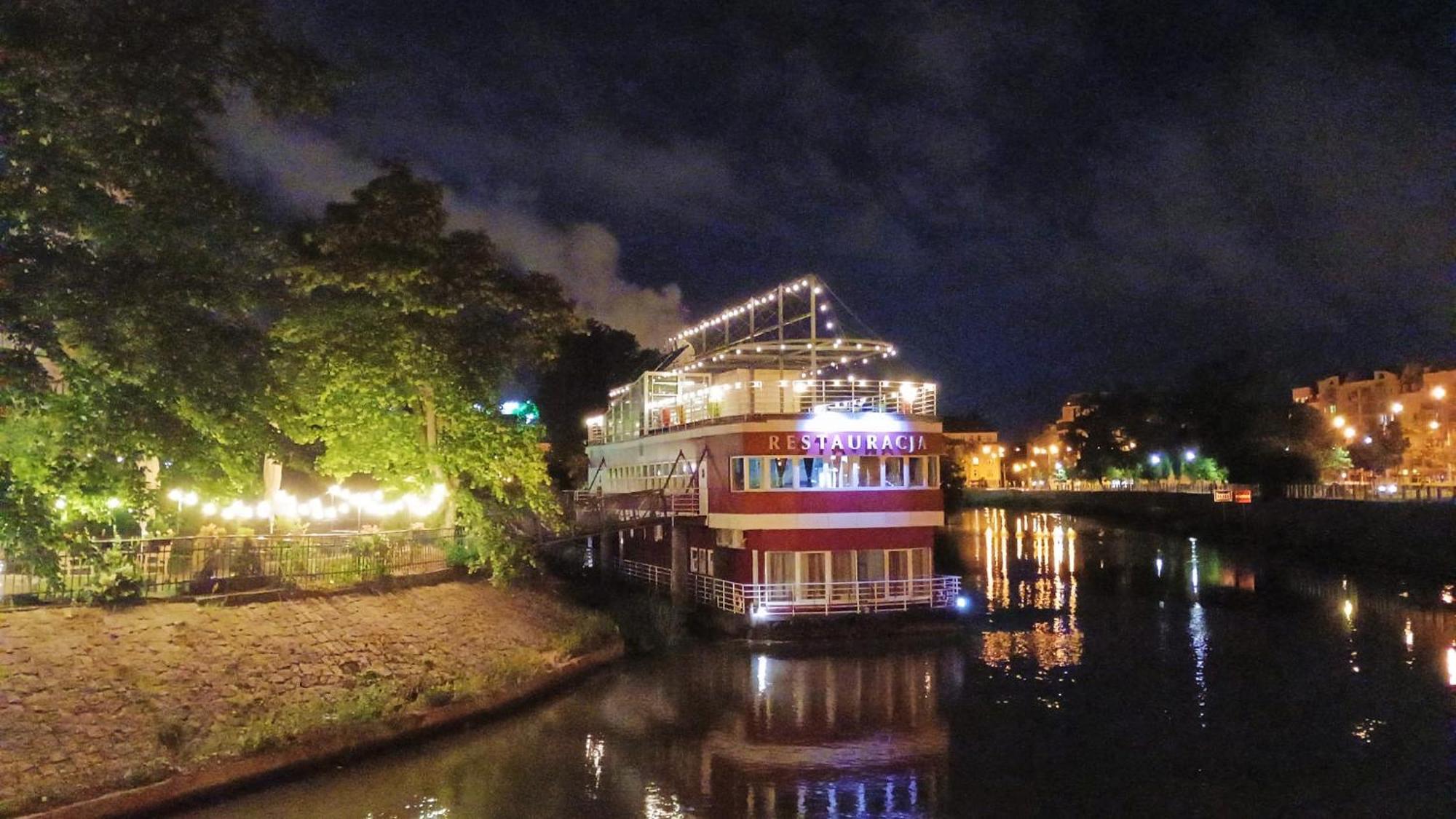 Great Polonia River Boat Apartments 弗罗茨瓦夫 外观 照片
