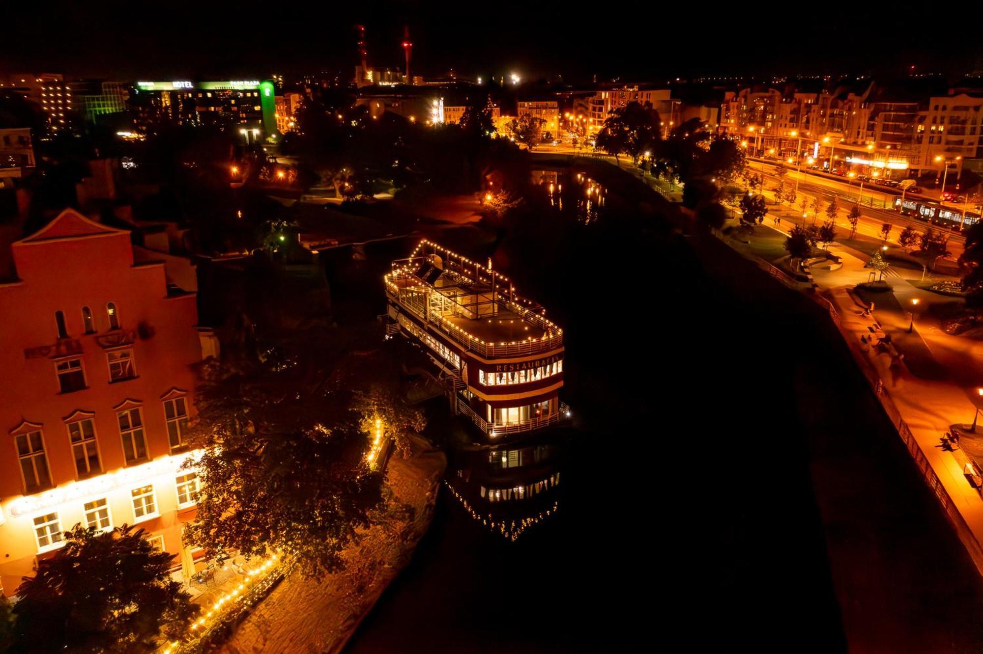 Great Polonia River Boat Apartments 弗罗茨瓦夫 外观 照片